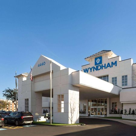 Wyndham Dfw Airport Hotel Irving Exterior foto
