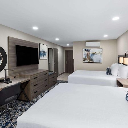 Wyndham Dfw Airport Hotel Irving Exterior foto